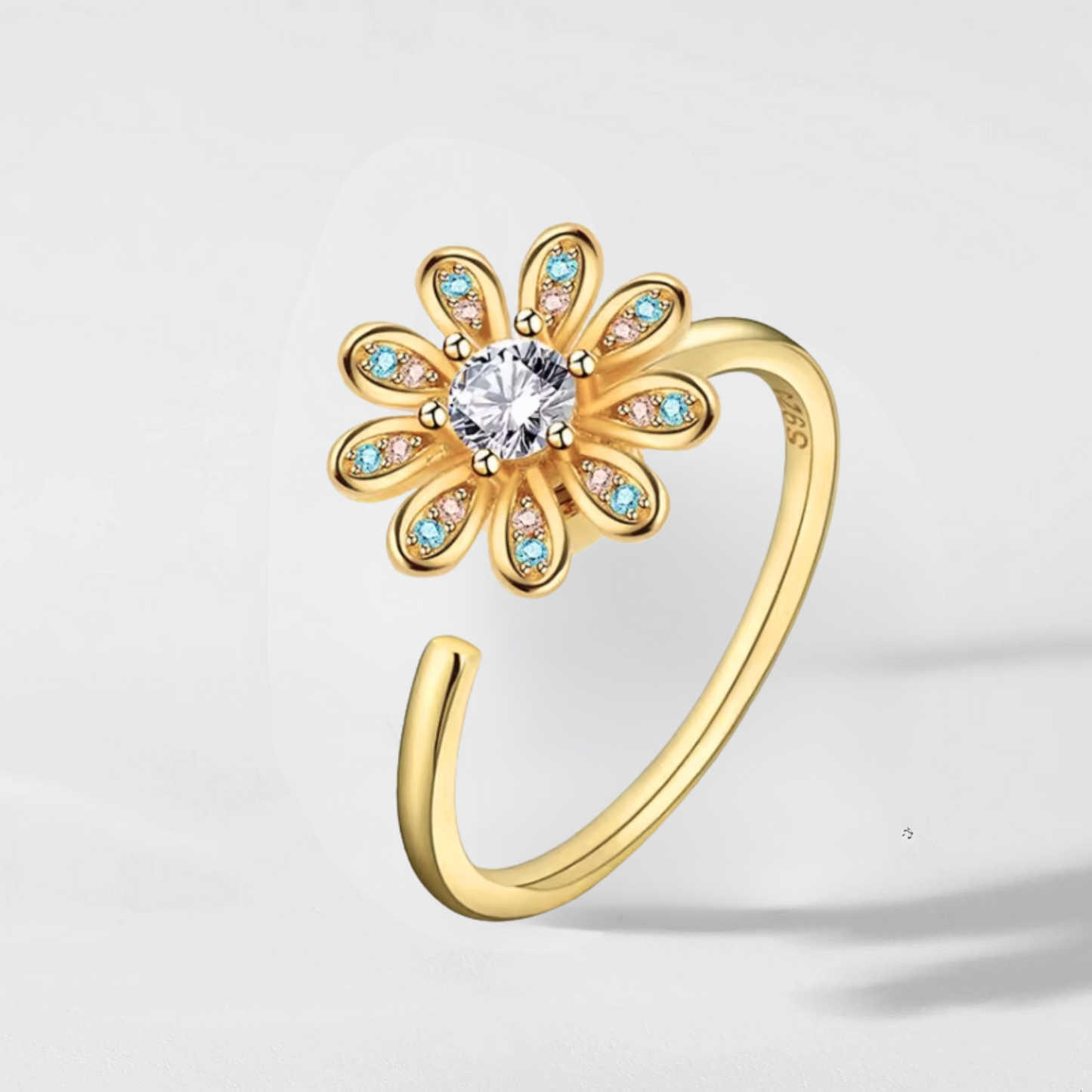 926 18K Gold Plated Daisy Dream Ring