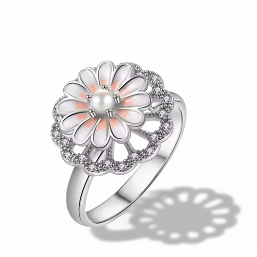 942 Sterling Silver Pearl Daisy Ring